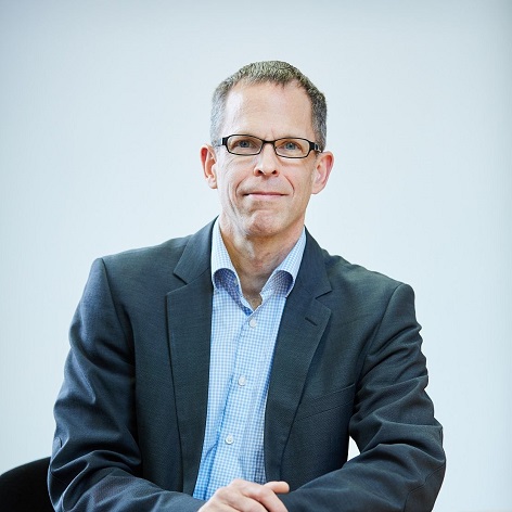 Ein Foto von Tobias Belz, Mitarbeiter der Verwaltungs-Berufsgenossenschaft