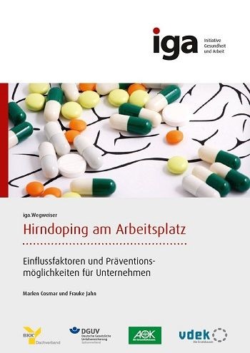Titelbild des iga.Wegweisers Hirndoping: Tabletten und Kapseln liegen auf einer handgezeichnteten Abbildung eines Gehirns.